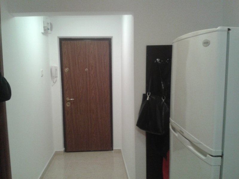 Brancoveanu, Secuilor, 8 minute metrou,